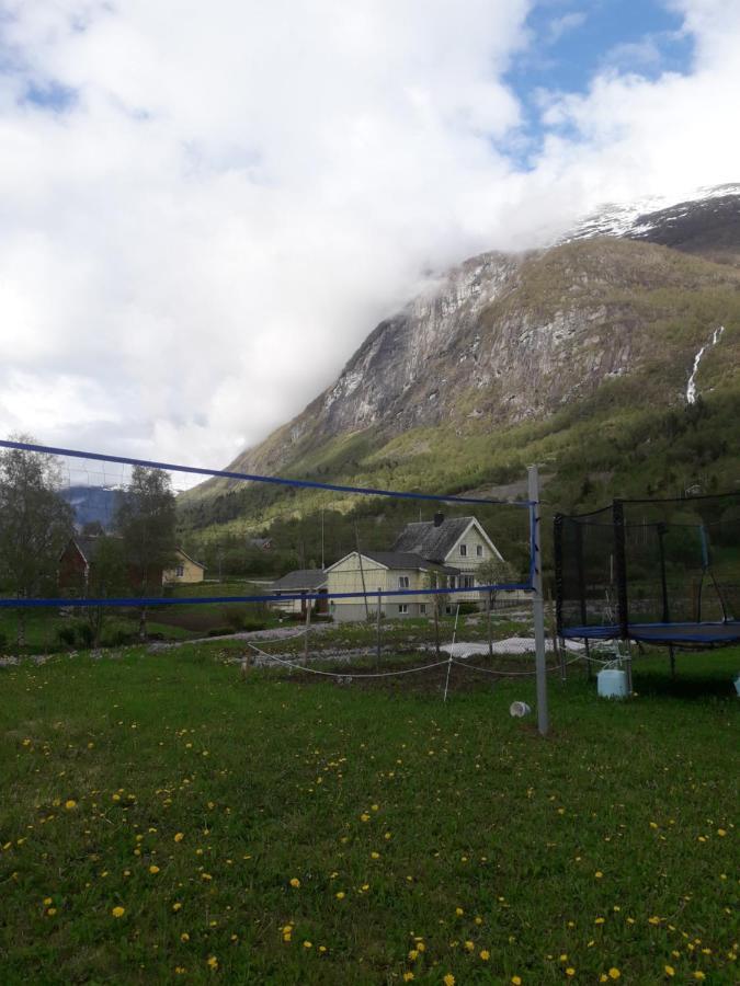 Vila Naustvoll Olden Exteriér fotografie